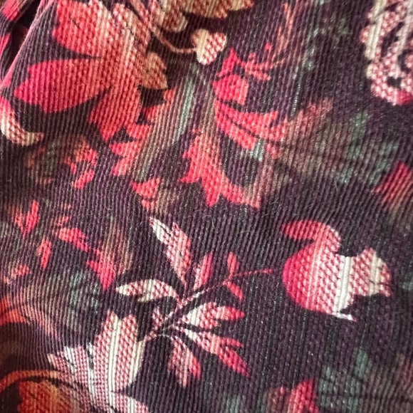 Eddie Bauer Women's Sz XXL Corduroy Button Down Fall Leaf Pattern Top - Picture 3 of 7